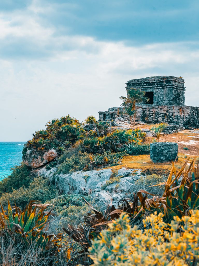 ruins-of-tulum-mexico-backing-up-to-the-ocean-2025-02-11-19-09-44-utc